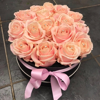 Hatbox, Rose, special, birthday, anniversary, proposal, the Biggin Hill,Florist, Flower, delivery