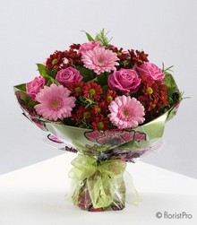 pink, red, gerbera, rose, handtie, Mother’s Day, flowers, bouquet, bunch, gift, Funeral, tribute, wreath, flowers, Biggin Hill, Westerham, Orpington, Bromley, Sevenoaks, Florist, delivery, delivered