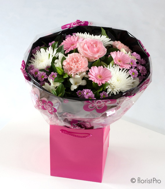 pink, white, seasonal, flower, handtie, bouquet, 