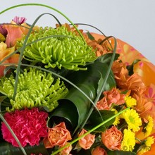 bright, vibrant, luxury, handtie, gift, bouquet, www.thegravesendflorist.co.uk