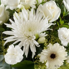 white, green, handtie, vase, bouquet, arrangement,